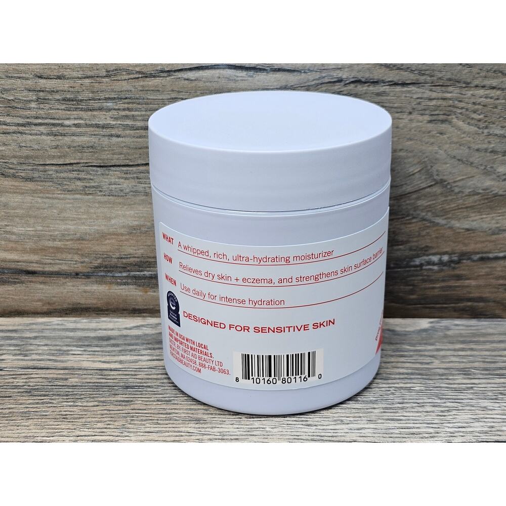 First Aid Beauty Ultra Repair Cream Intense Hydration Colloidal Oatmeal 170g/6oz - Picture 3 of 4